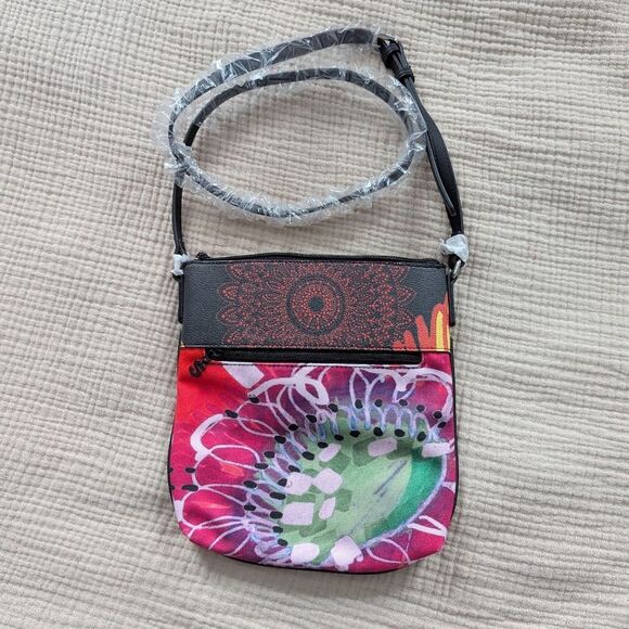 NWOT Desigual red black floral abstract fabric crossbody bag - Picture 4 of 4
